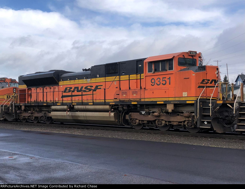 BNSF 9351